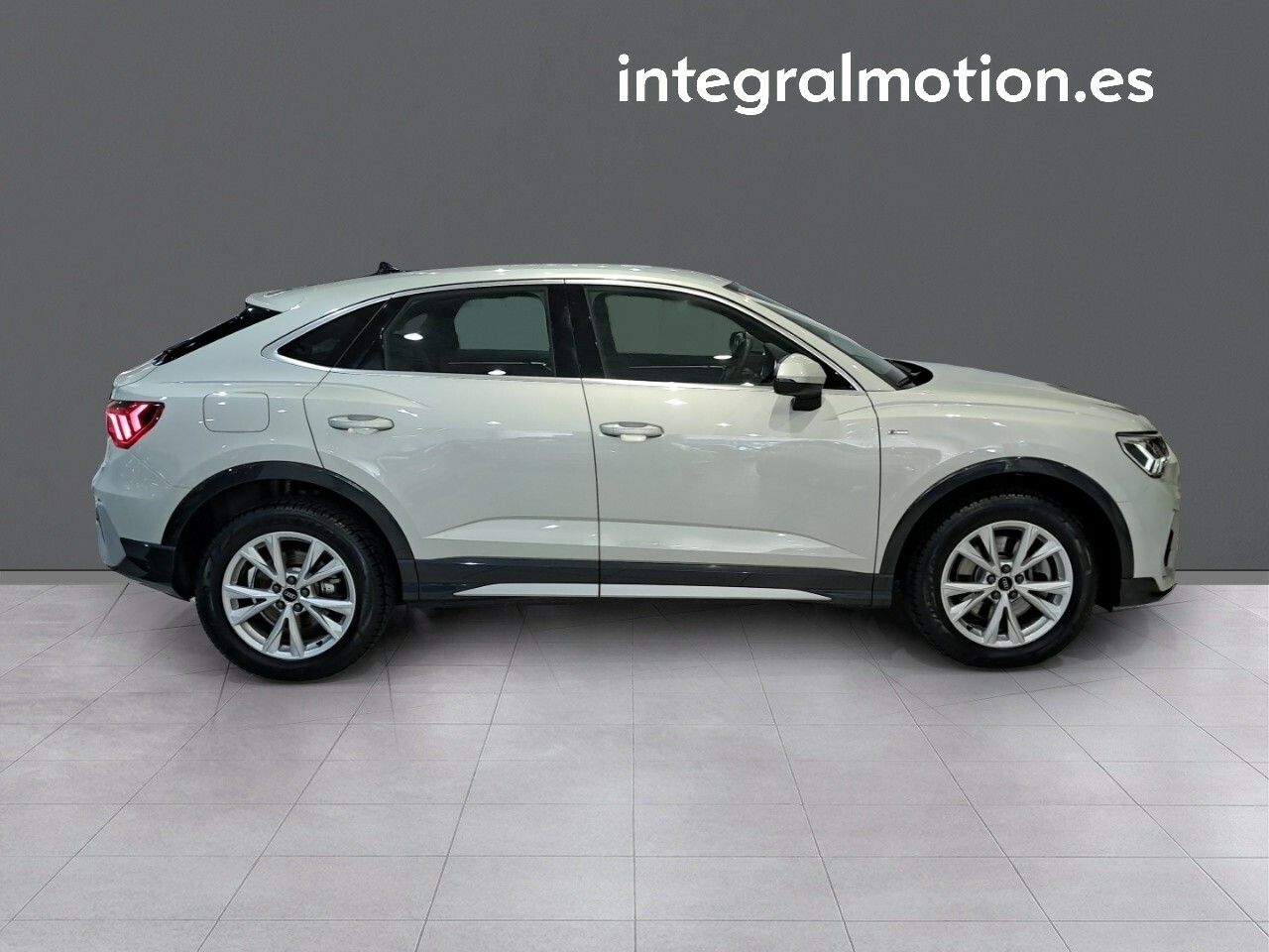 Foto Audi Q3 26