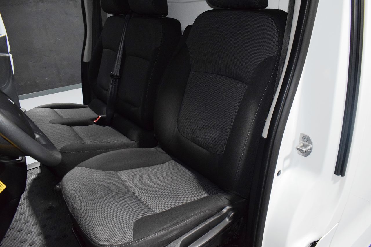 Foto Renault Trafic 12
