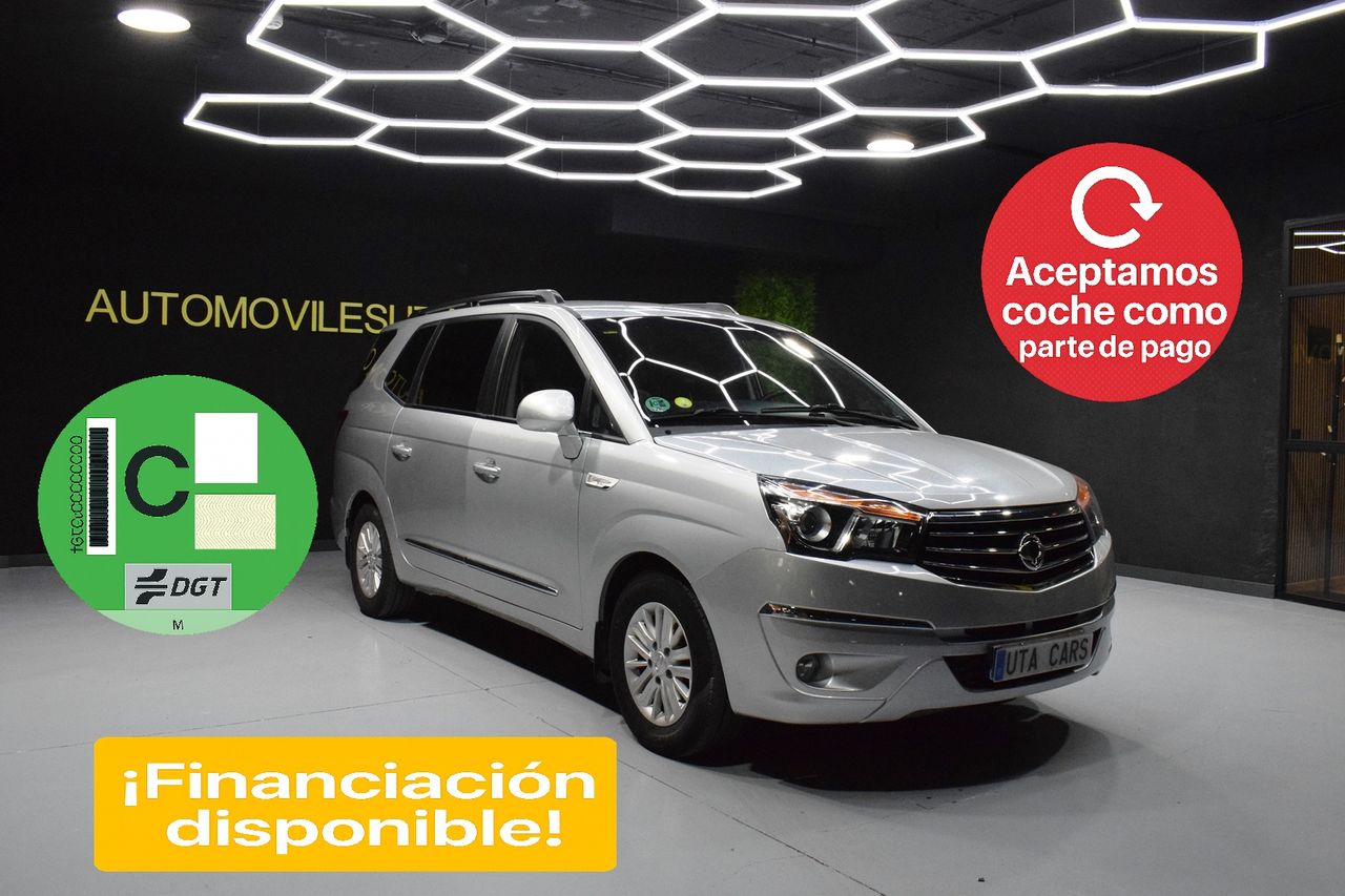 Foto SsangYong Rodius 1