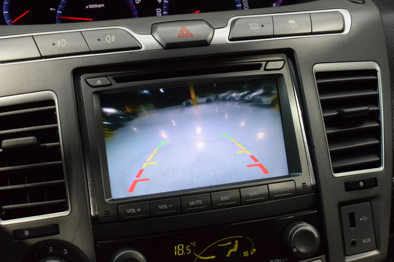 Foto SsangYong Rodius 12