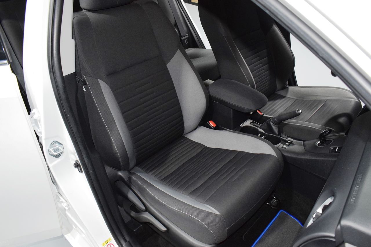 Foto Toyota Auris 10