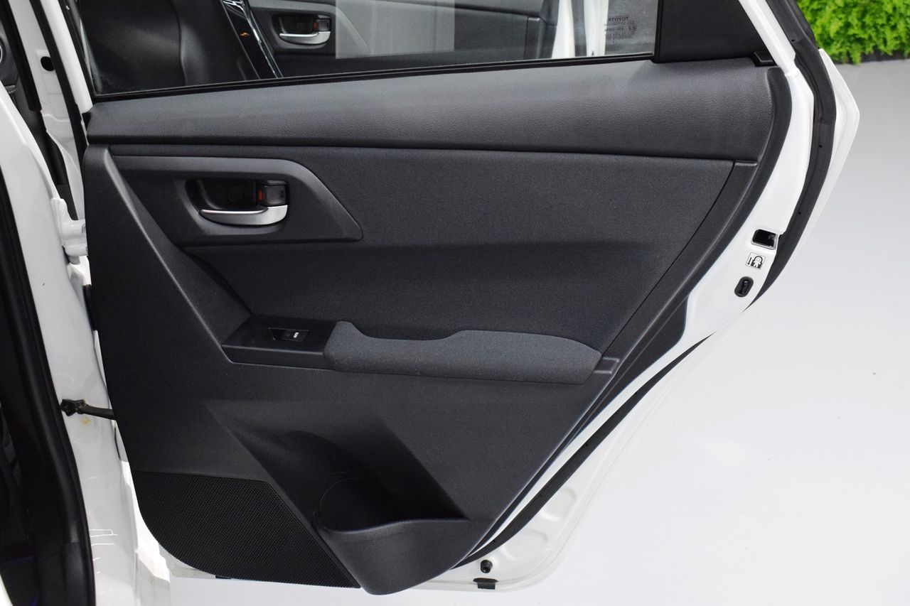 Foto Toyota Auris 15