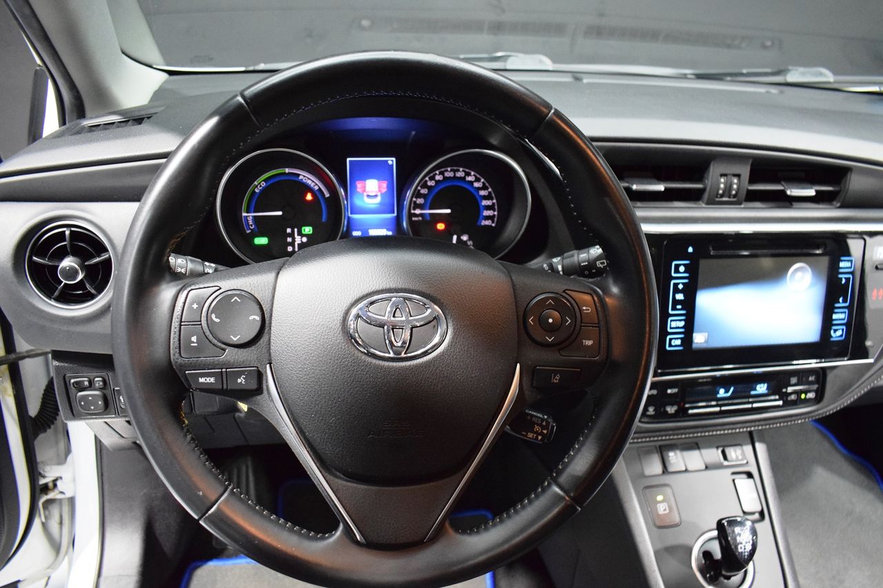 Foto Toyota Auris 23