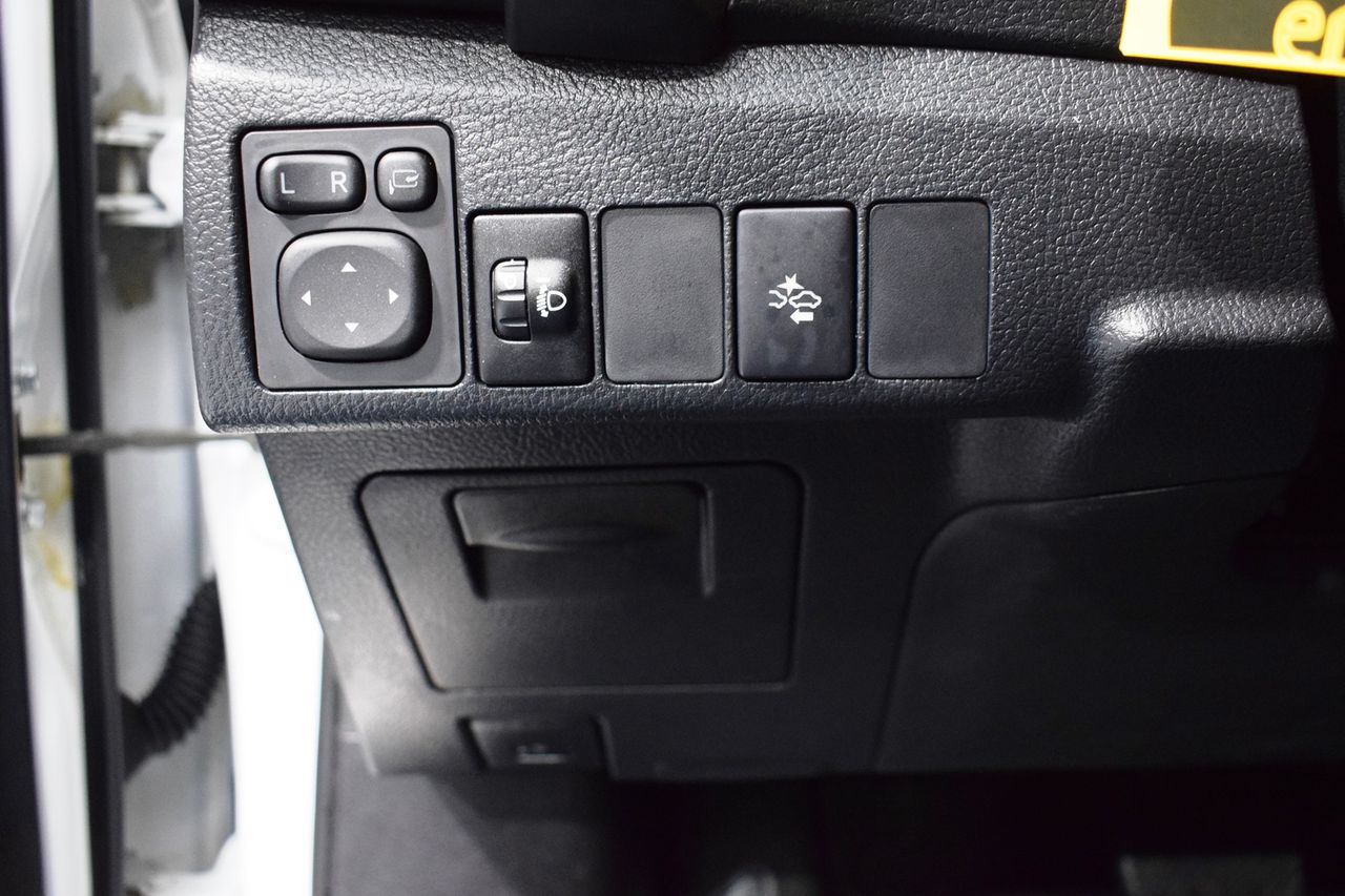 Foto Toyota Auris 26