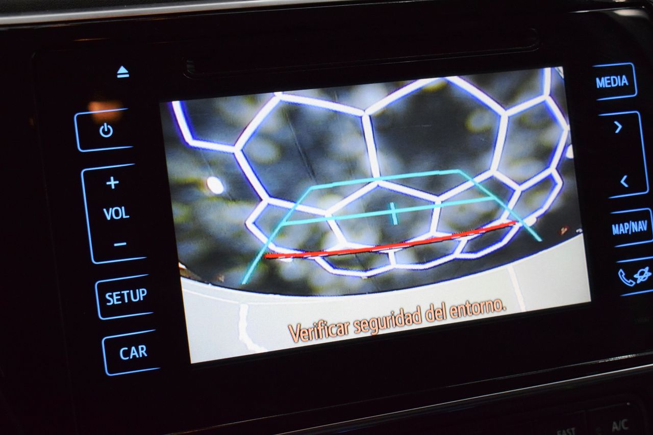Foto Toyota Auris 32
