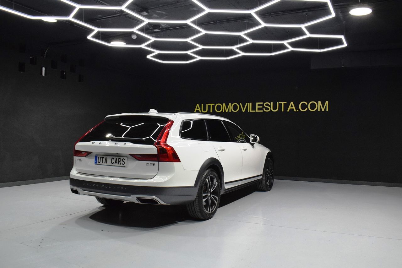 Foto Volvo V90 8