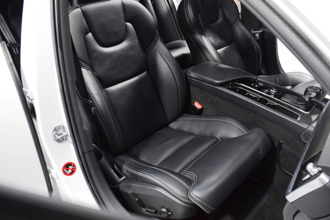 Foto Volvo V90 14