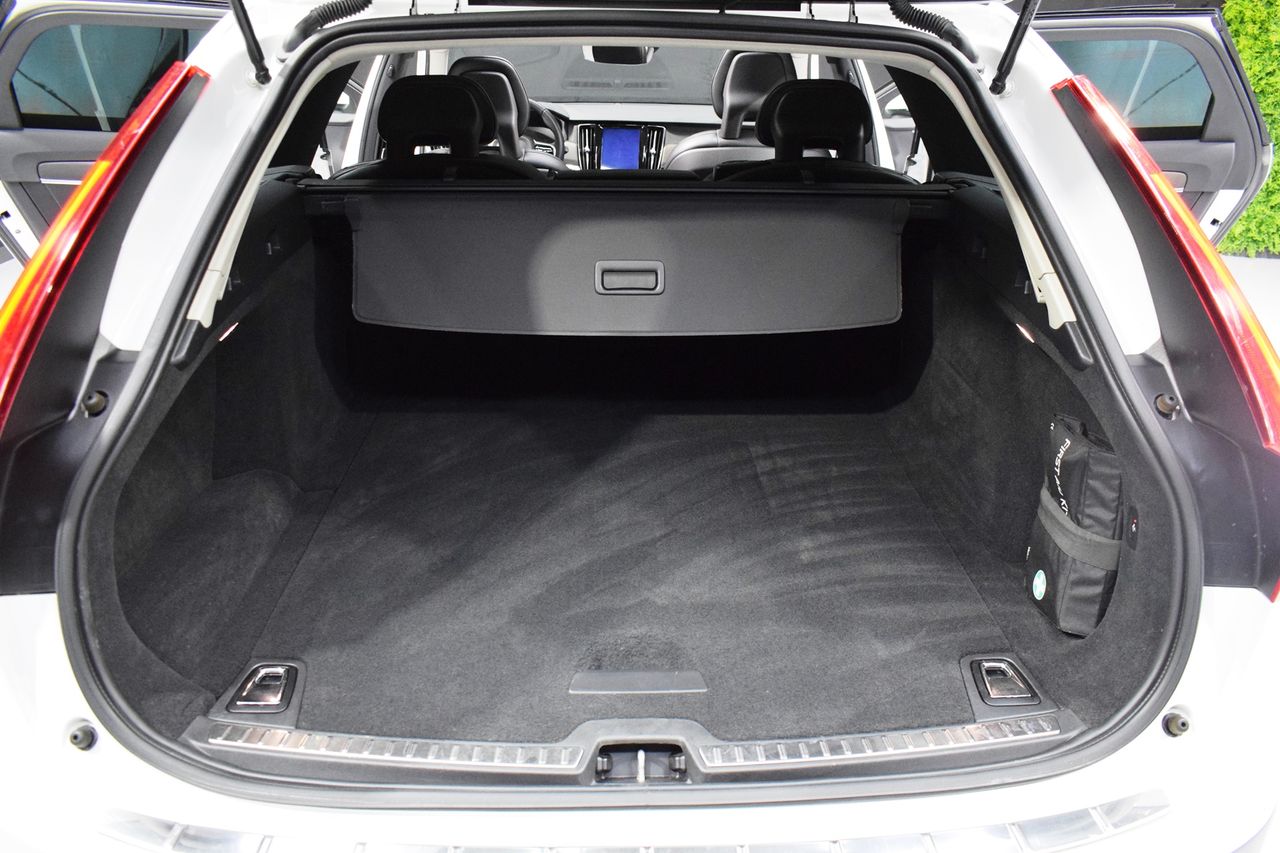 Foto Volvo V90 22