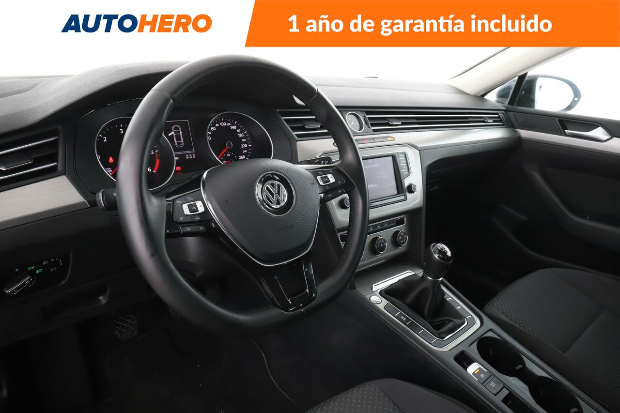 Foto Volkswagen Passat 11