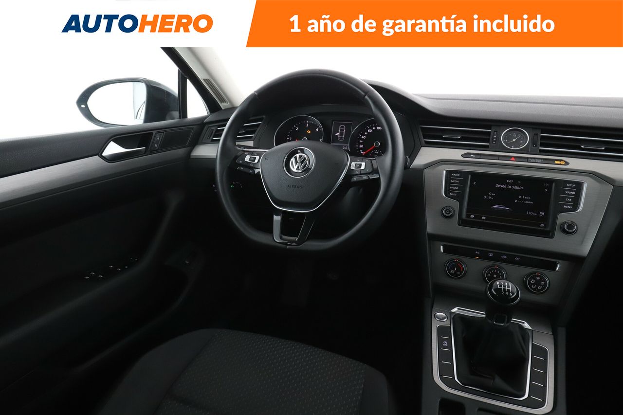 Foto Volkswagen Passat 13