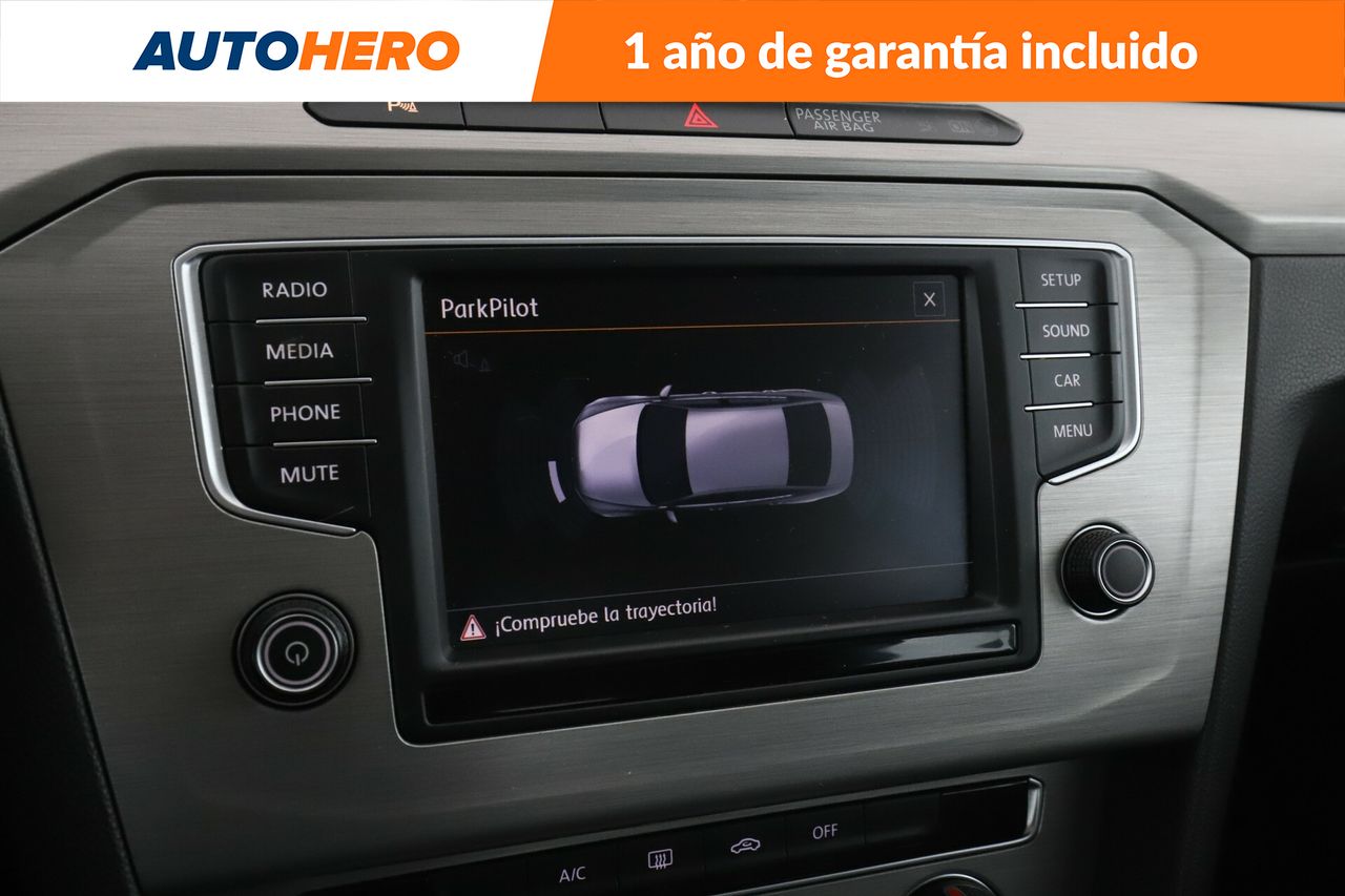 Foto Volkswagen Passat 23