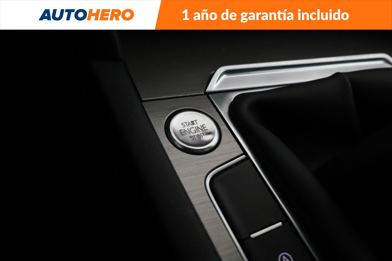 Foto Volkswagen Passat 25