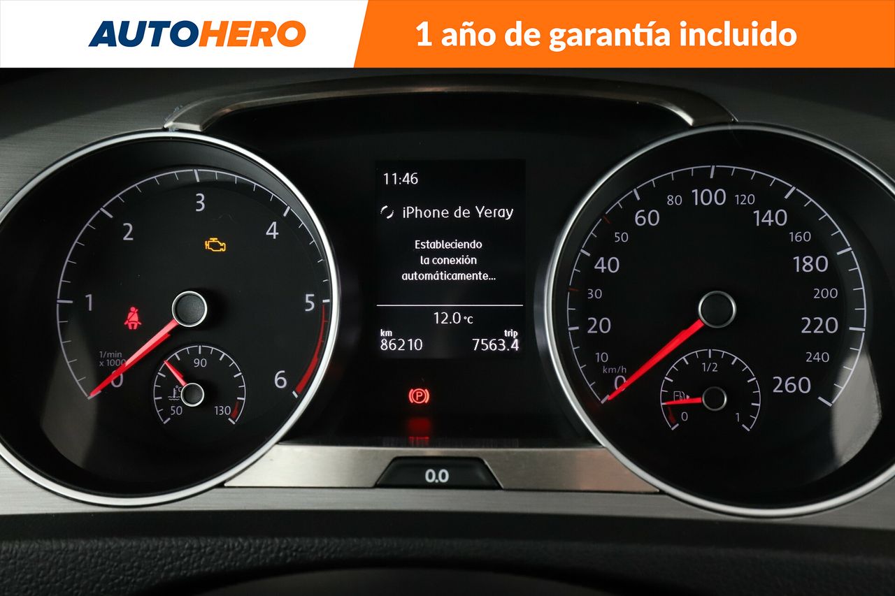 Foto Volkswagen Golf 21