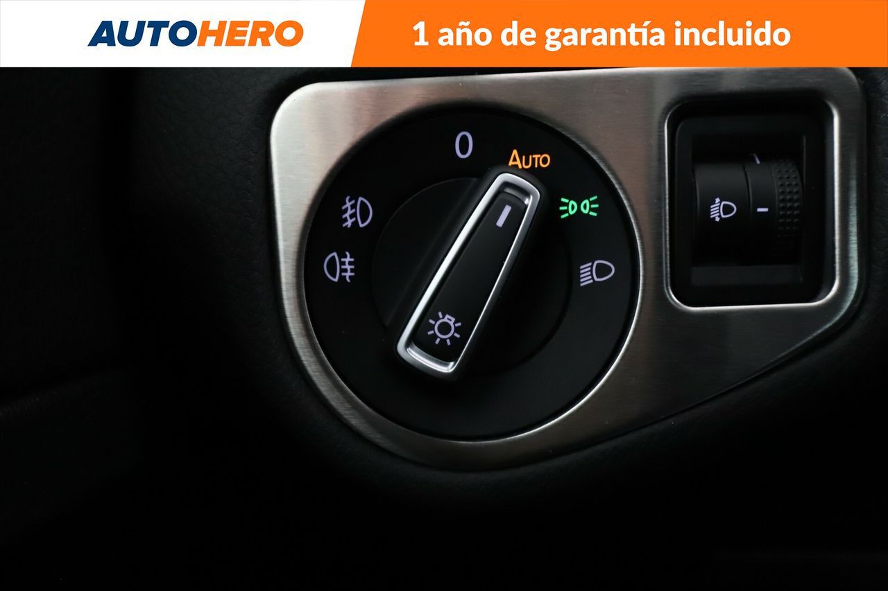 Foto Volkswagen Golf 22