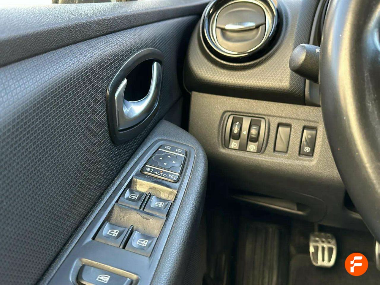 Foto Renault Clio 16