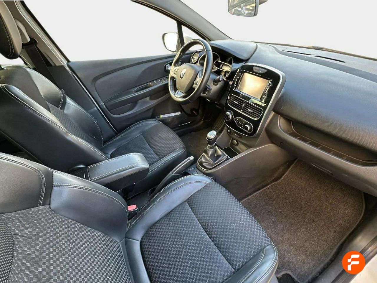 Foto Renault Clio 18