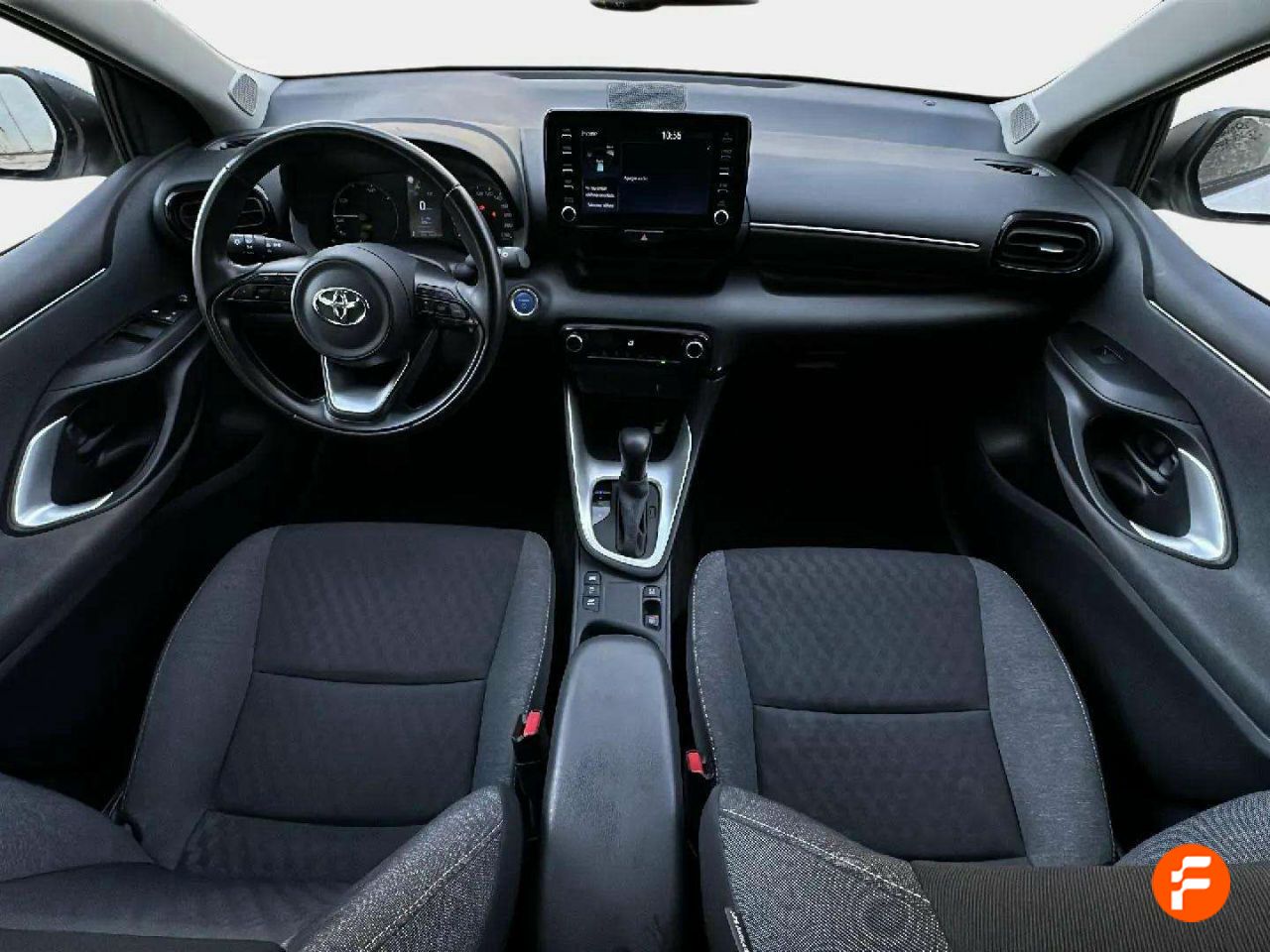 Foto Toyota Yaris 8