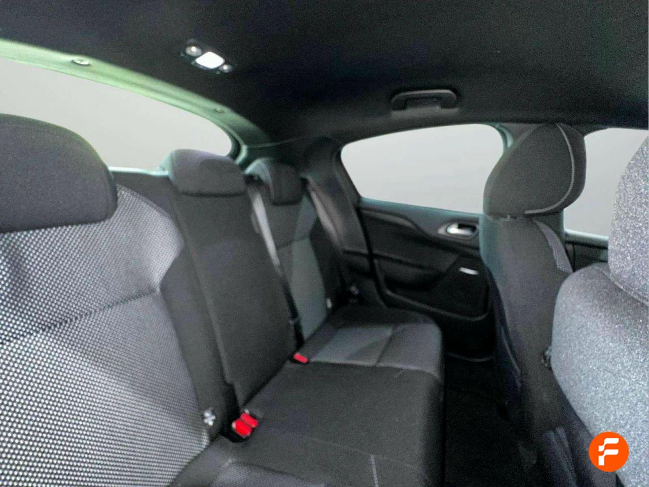 Foto DS Automobiles DS 4 22