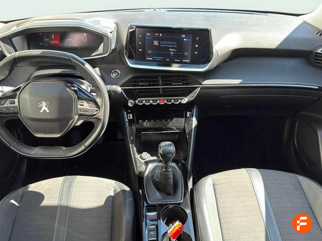 Foto Peugeot 2008 10