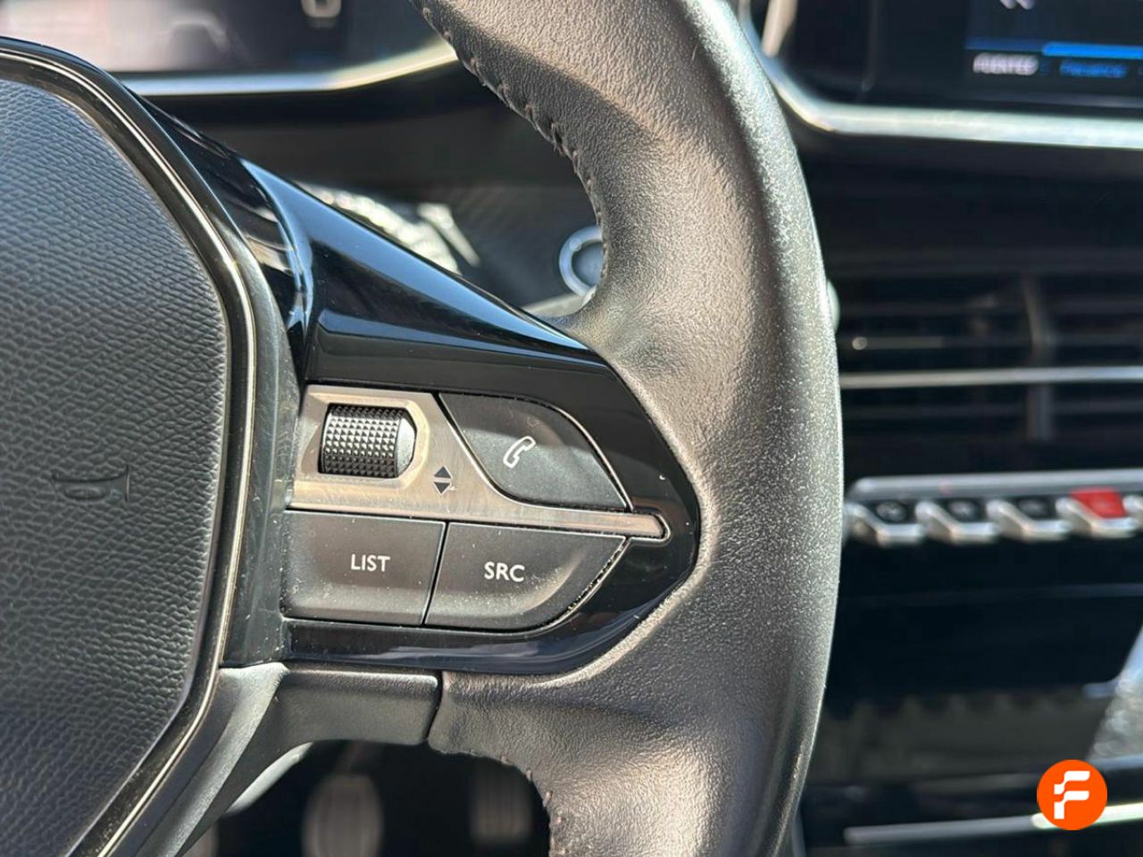Foto Peugeot 2008 18