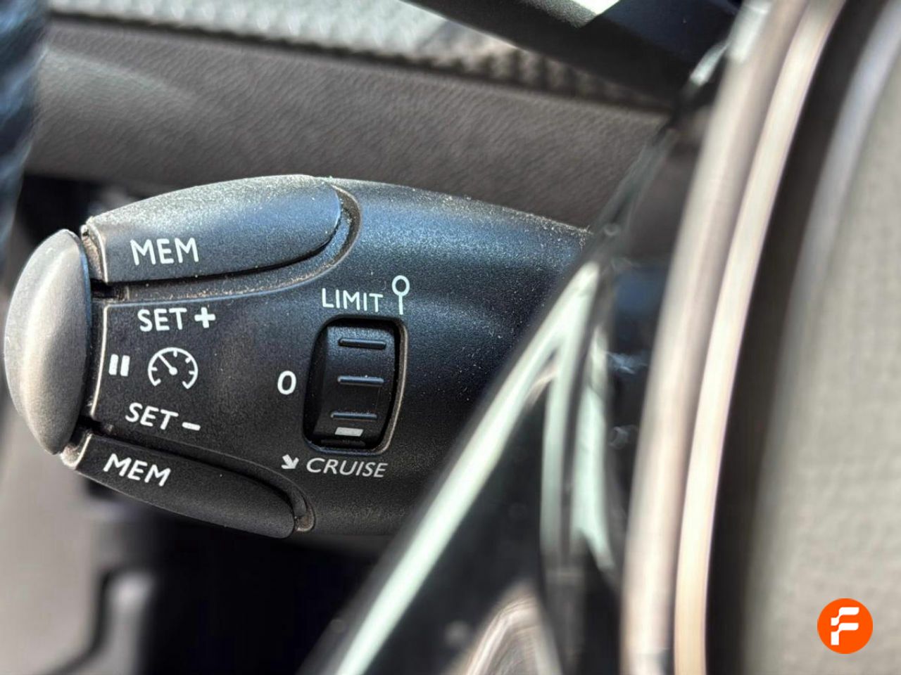 Foto Peugeot 2008 21