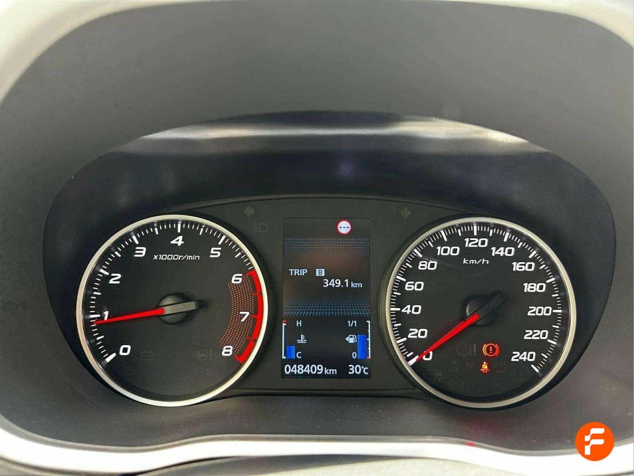 Foto Mitsubishi Eclipse Cross 10