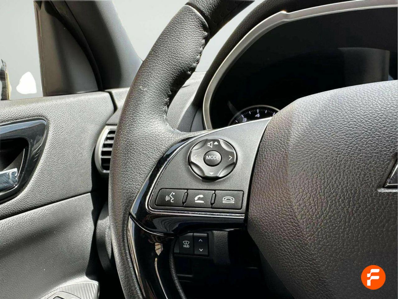 Foto Mitsubishi Eclipse Cross 11