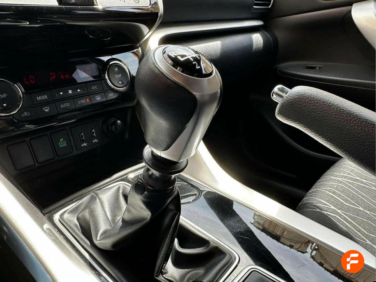 Foto Mitsubishi Eclipse Cross 17