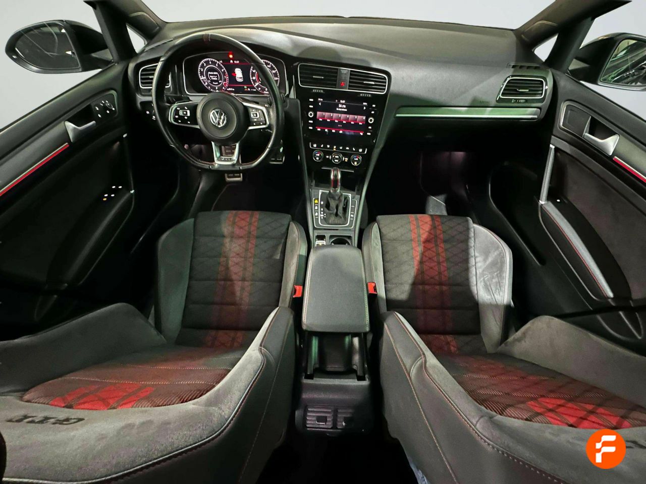 Foto Volkswagen Golf 11