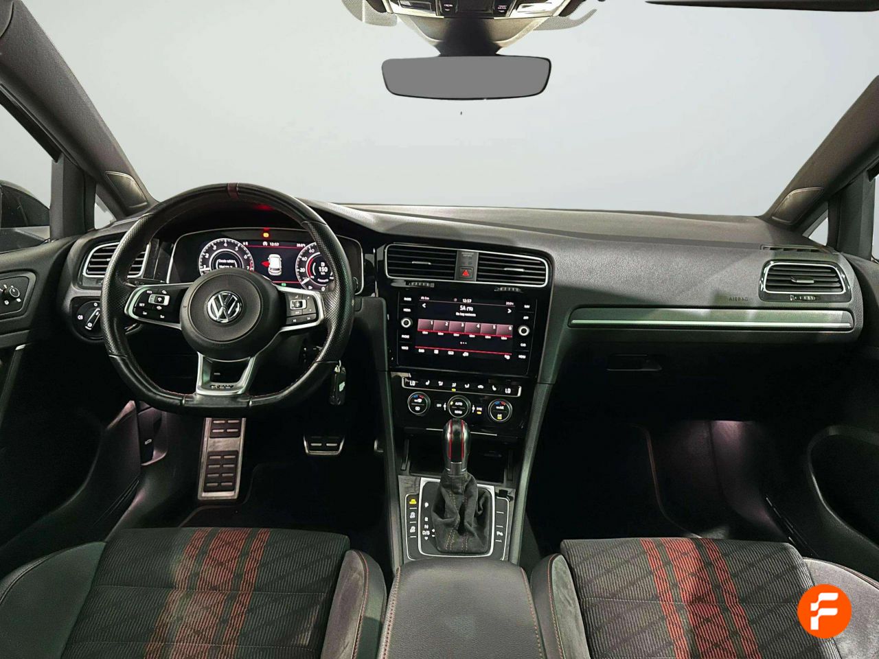 Foto Volkswagen Golf 12