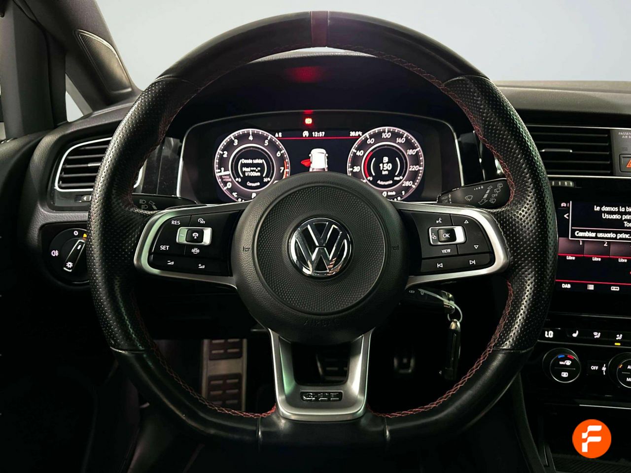 Foto Volkswagen Golf 14