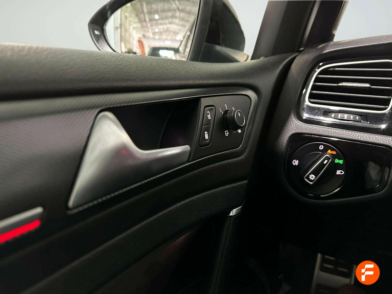 Foto Volkswagen Golf 26