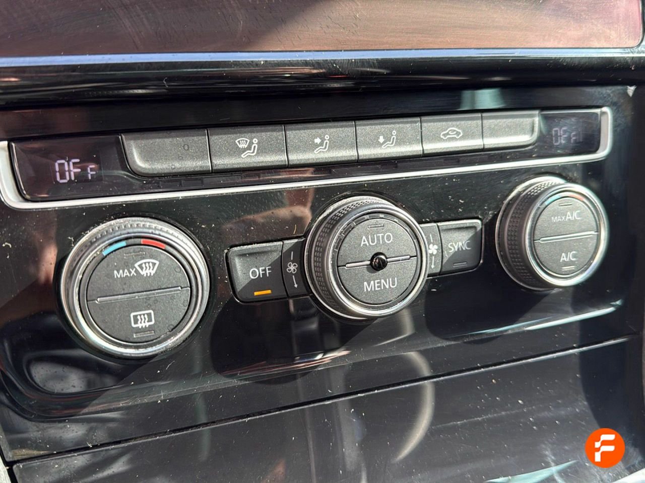 Foto Volkswagen Golf 14