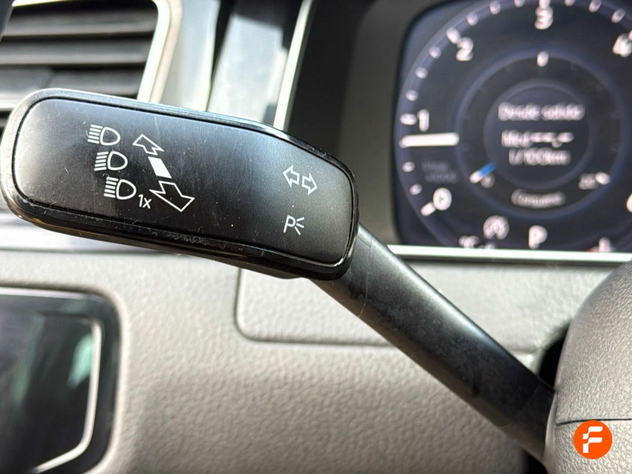 Foto Volkswagen Golf 21
