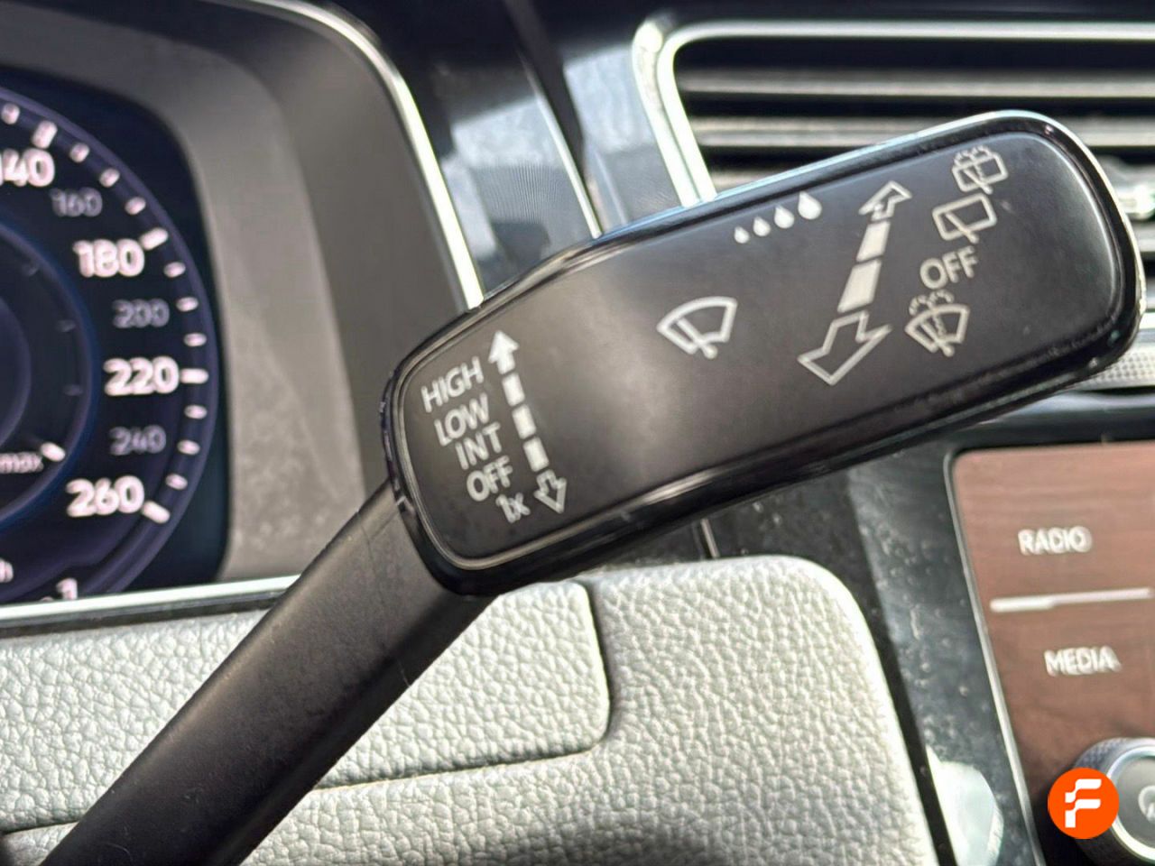 Foto Volkswagen Golf 22