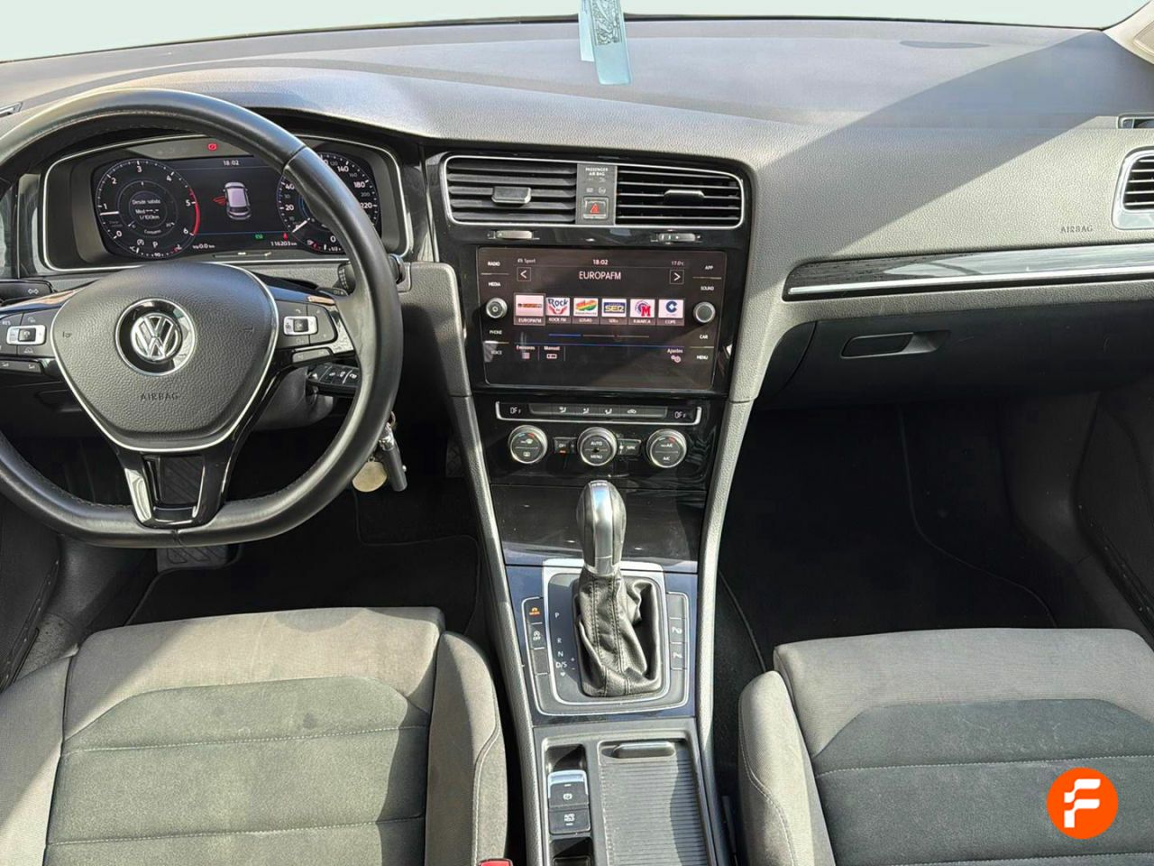 Foto Volkswagen Golf 27