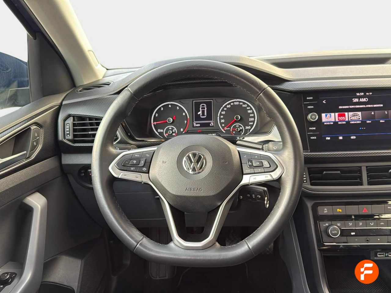 Foto Volkswagen T-Cross 9