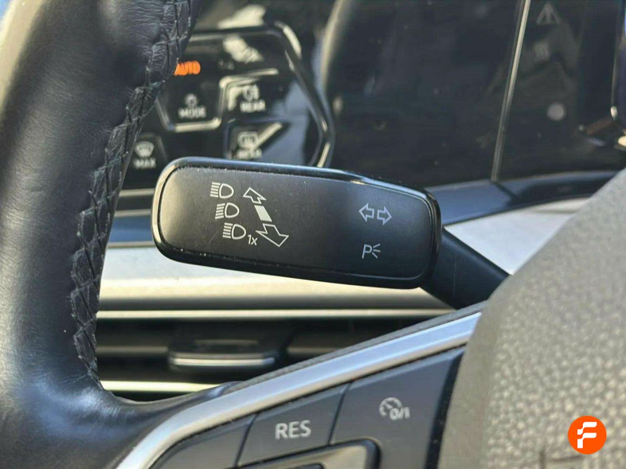 Foto Volkswagen Golf 11