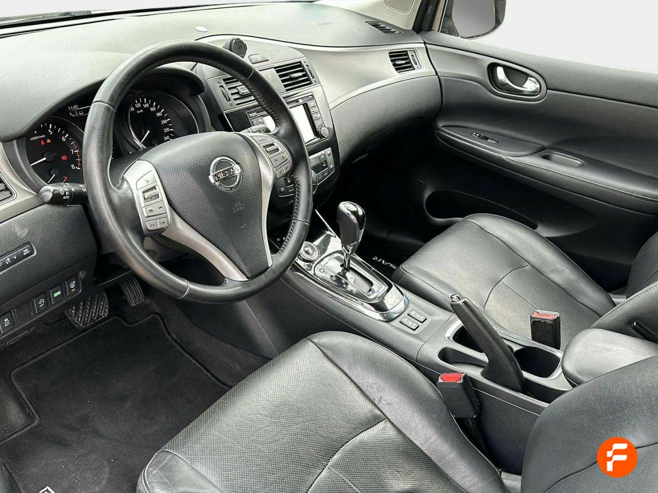 Foto Nissan Pulsar 10
