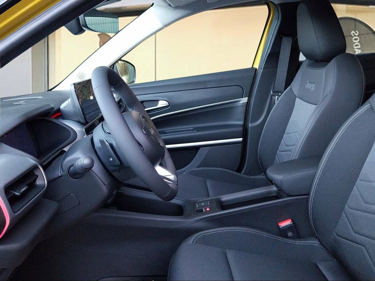 Foto Jeep Avenger 9