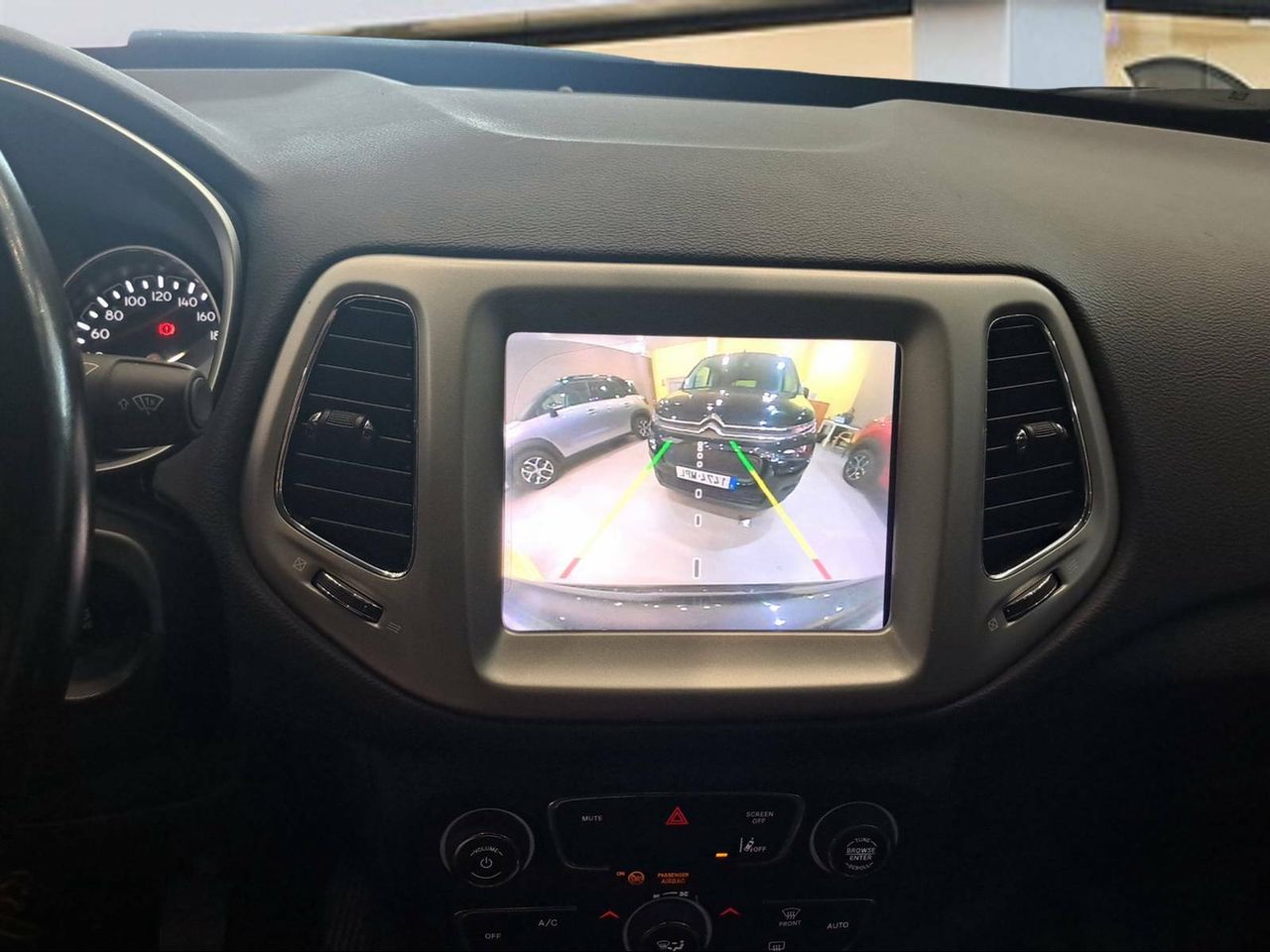 Foto Jeep Compass 12