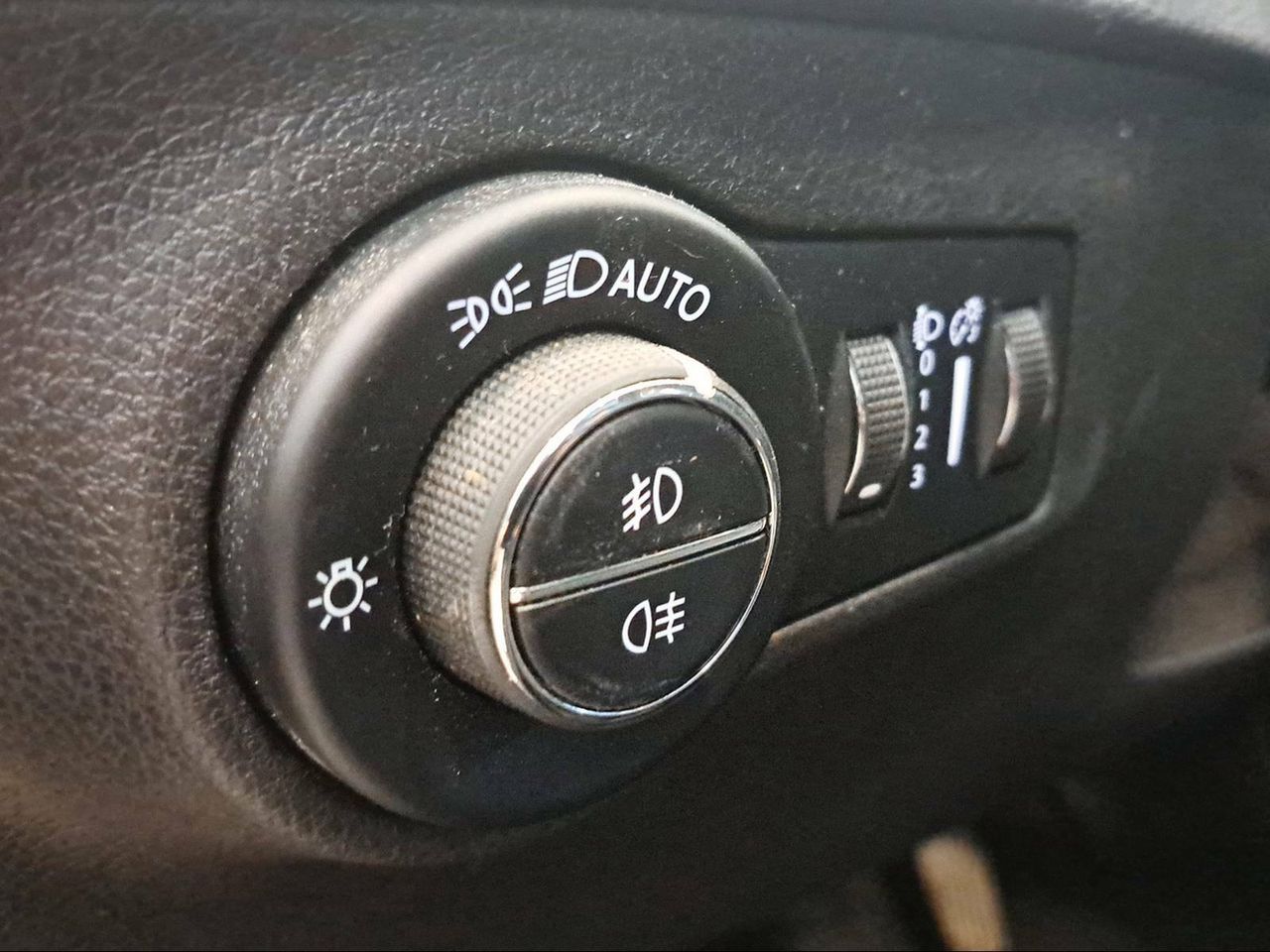 Foto Jeep Compass 25