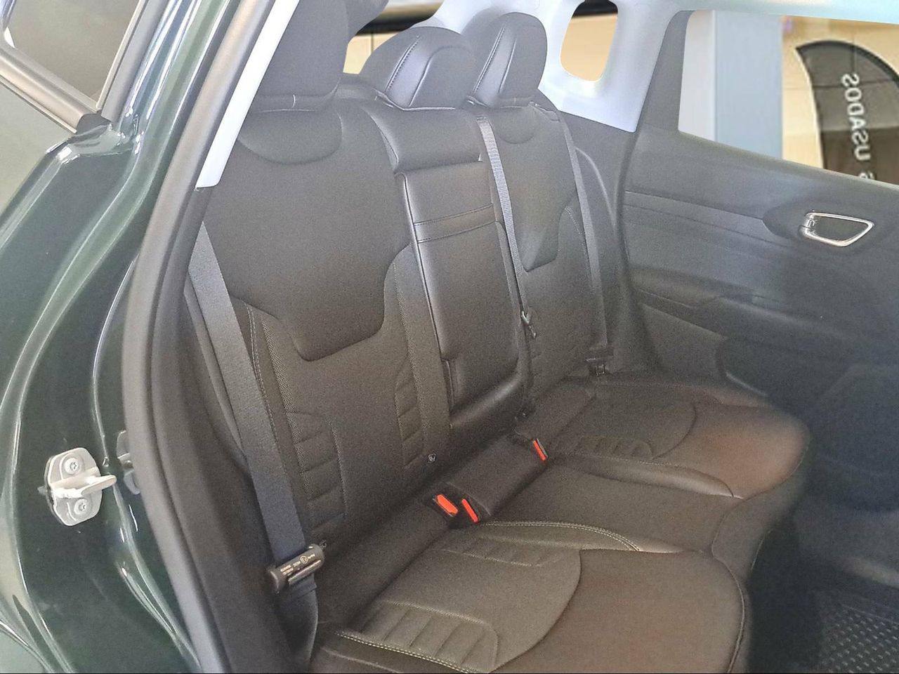 Foto Jeep Compass 16