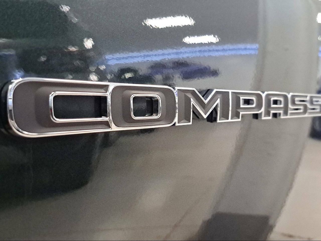 Foto Jeep Compass 24
