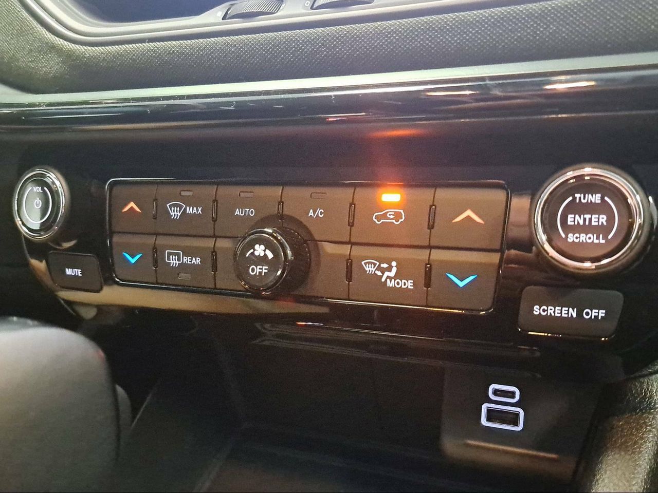 Foto Jeep Compass 29