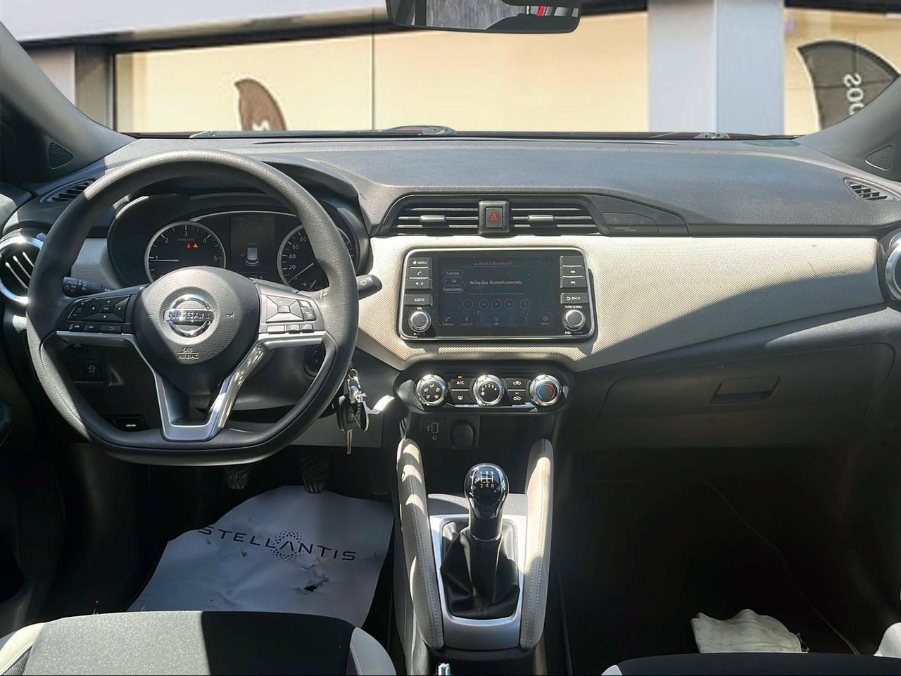 Foto Nissan Micra 8