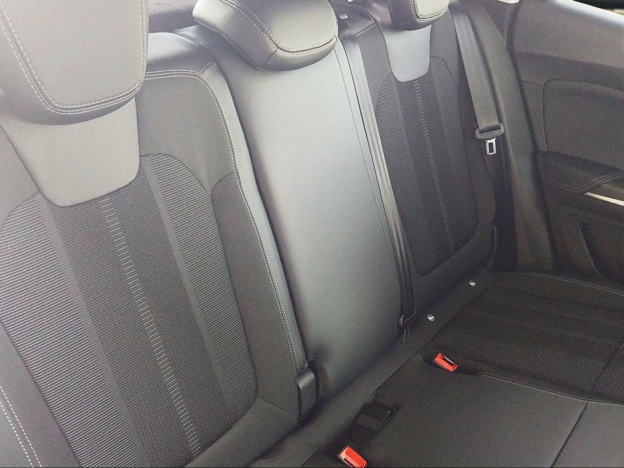Foto Opel Grandland X 16