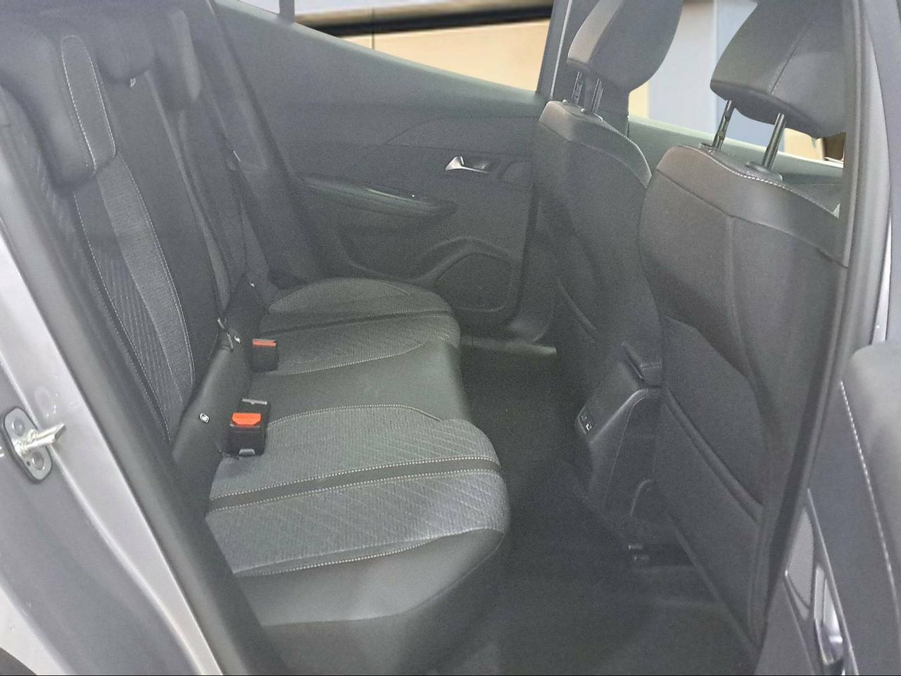 Foto Peugeot 2008 16