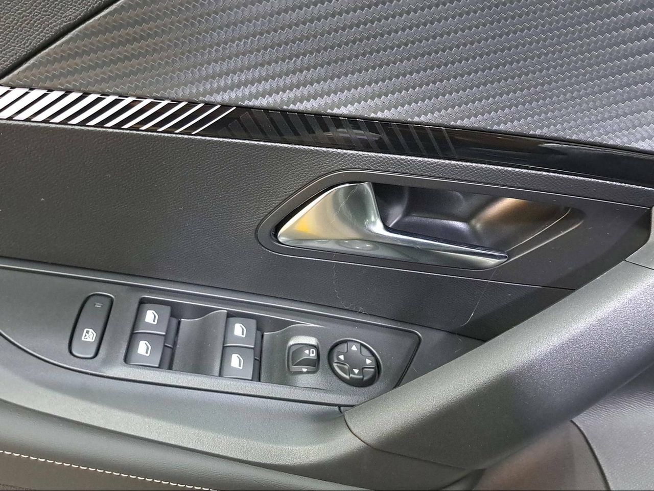 Foto Peugeot 2008 21