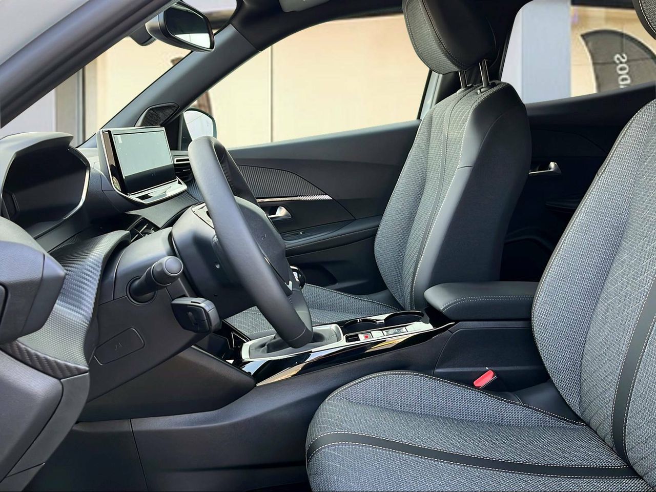 Foto Peugeot 2008 9